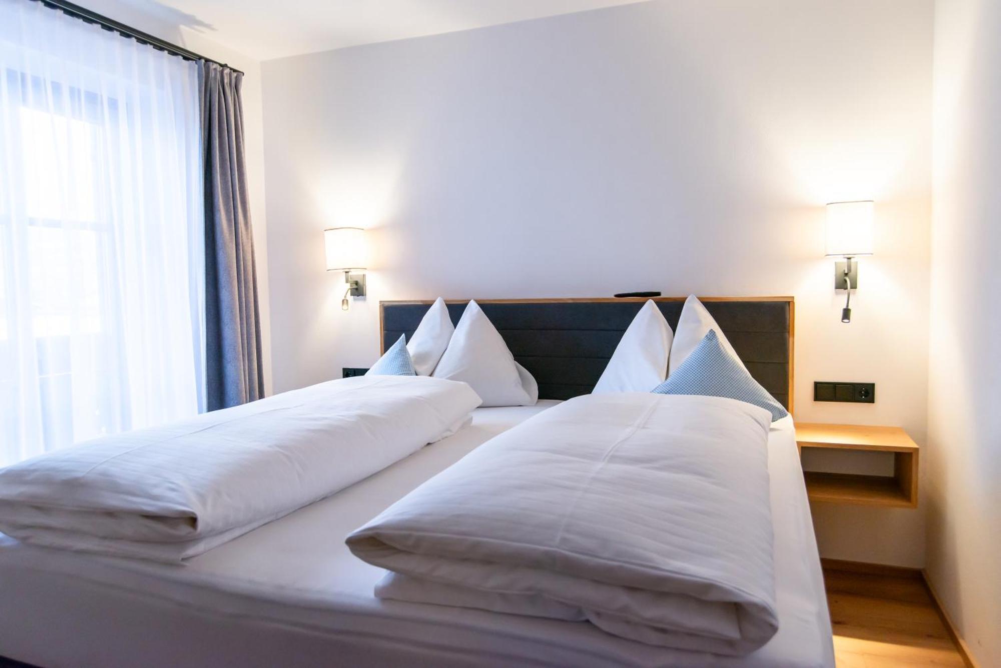 Pension Appartements Alpenblick Maria Alm am Steinernen Meer Bagian luar foto