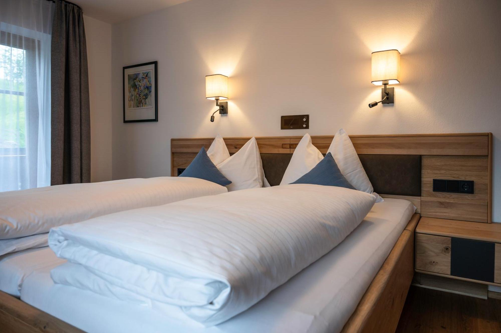 Pension Appartements Alpenblick Maria Alm am Steinernen Meer Bagian luar foto