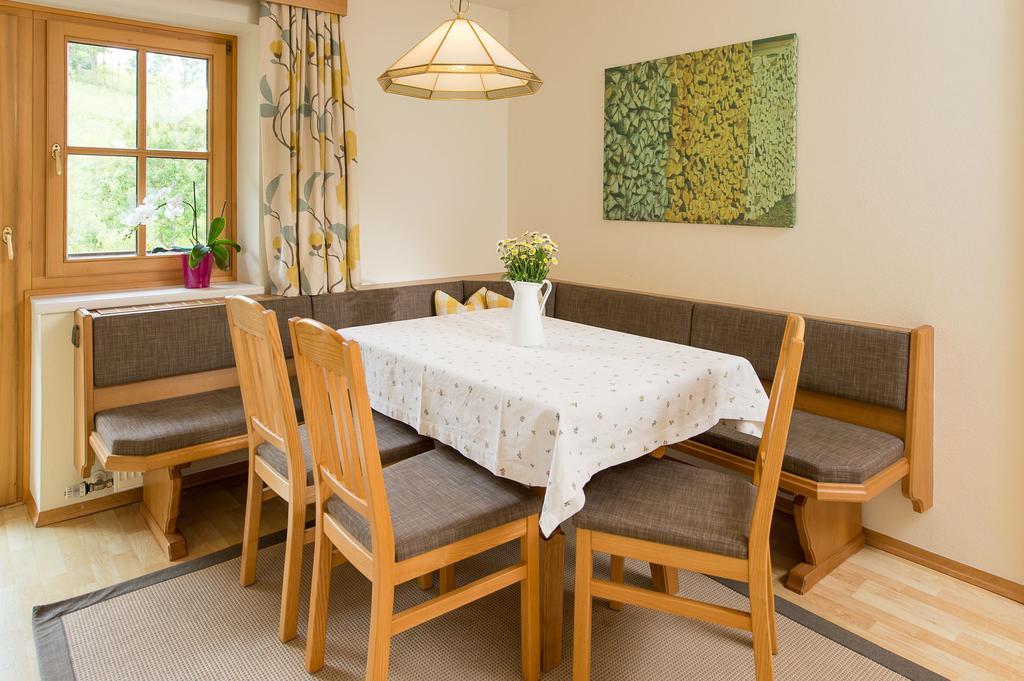 Pension Appartements Alpenblick Maria Alm am Steinernen Meer Bagian luar foto